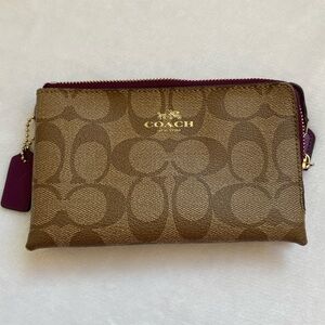Coach Signature Double Corner Zip Wristlet Wallet